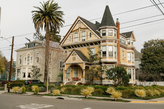 street in Alameda