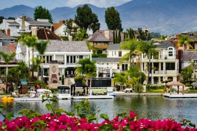 street in Santa Ana