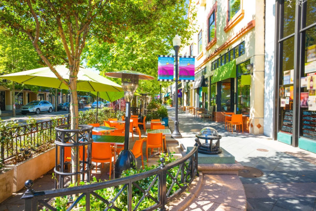 street in Mountain View