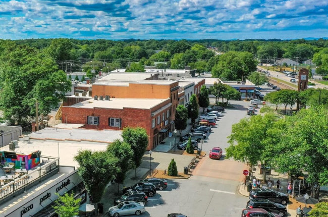 city street in Simpsonville, South Carolina
